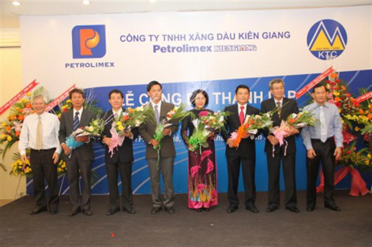 Lễ công bố thành lập và ra mắt Petrolimex Kiên Giang