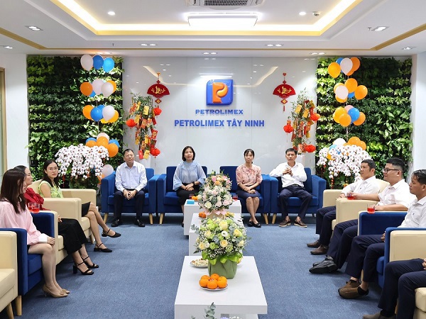 Petrolimex Tây Ninh tổ chức họp mặt đầu năm Ất Tỵ  2025