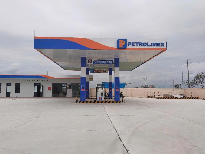 Khai trương Petrolimex-Cửa hàng 83, công trình chào mừng Kỷ niệm 50 năm ngày giải phóng miền Nam thống nhất đất nước (30/4/1975 – 30/4/2025)