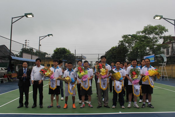 Giải Tennis chào mừng đại hội Đảng bộ Công ty xăng dầu Hà Tĩnh nhiệm kỳ 2015-2020