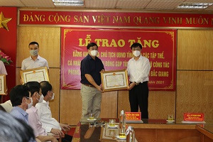 UBND tỉnh Bắc Giang vinh danh đóng góp của Petrolimex Hà Bắc trong phòng, chống Covid-19