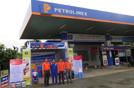 Petrolimex Bến Tre đồng hành cùng chương trình “ Người Việt Nam ưu tiên dùng hàng Việt Nam”