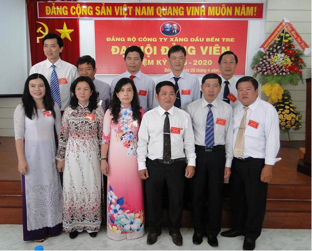 Phát huy tinh thần đoàn kết, ý chí tiến công