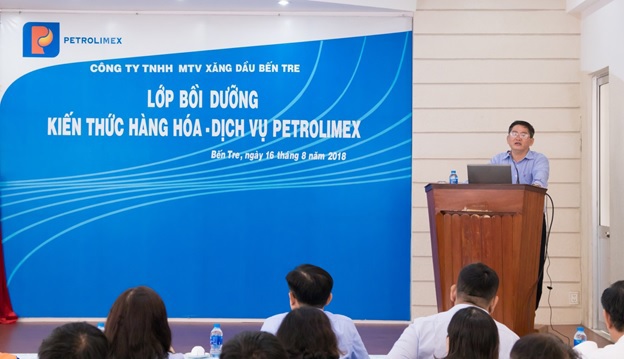 180 người lao động tham gia lớp bồi dưỡng kiến thức kinh doanh