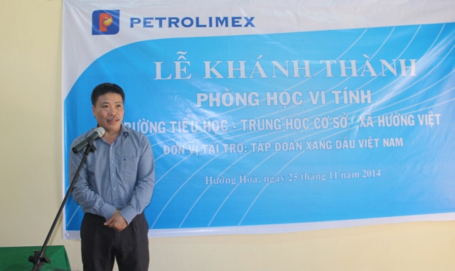 Petrolimex trao tặng Trường Tiểu học & THCS xã Hướng Việt phòng học vi tính