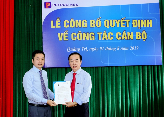 Lễ Công bố quyết định về công tác cán bộ