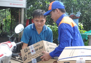 Kinh doanh dầu nhờn: Không ngại đường xa