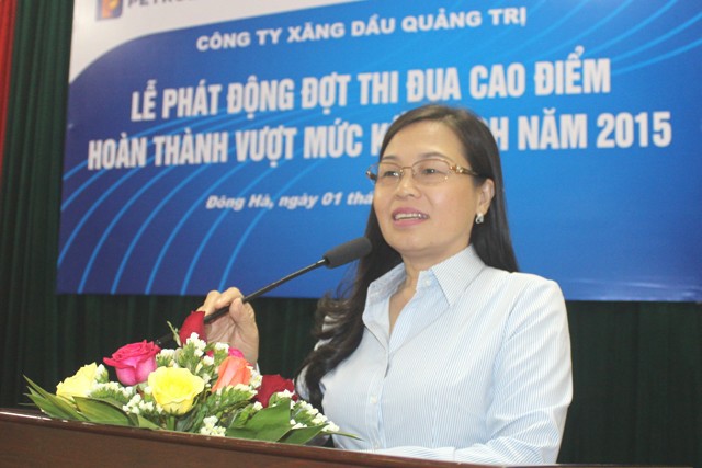 Phát động đợt thi đua cao điểm hoàn thành vượt mức kế hoạch năm 2015