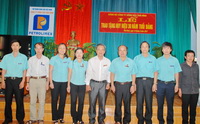 Lễ trao tặng Huy hiệu 30 năm tuổi Đảng