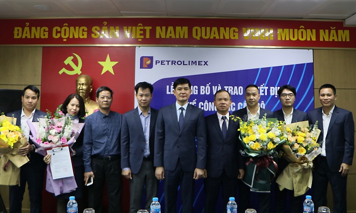Lễ công bố Quyết định về công tác tổ chức cán bộ Tổng công ty vận tải thủy Petrolimex