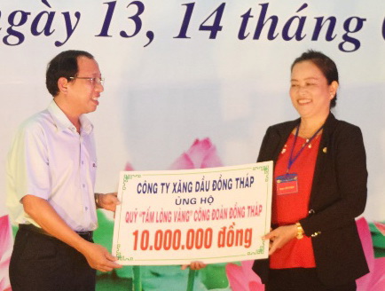 "Tết sum vầy" với hàng hóa/dịch vụ Petrolimex