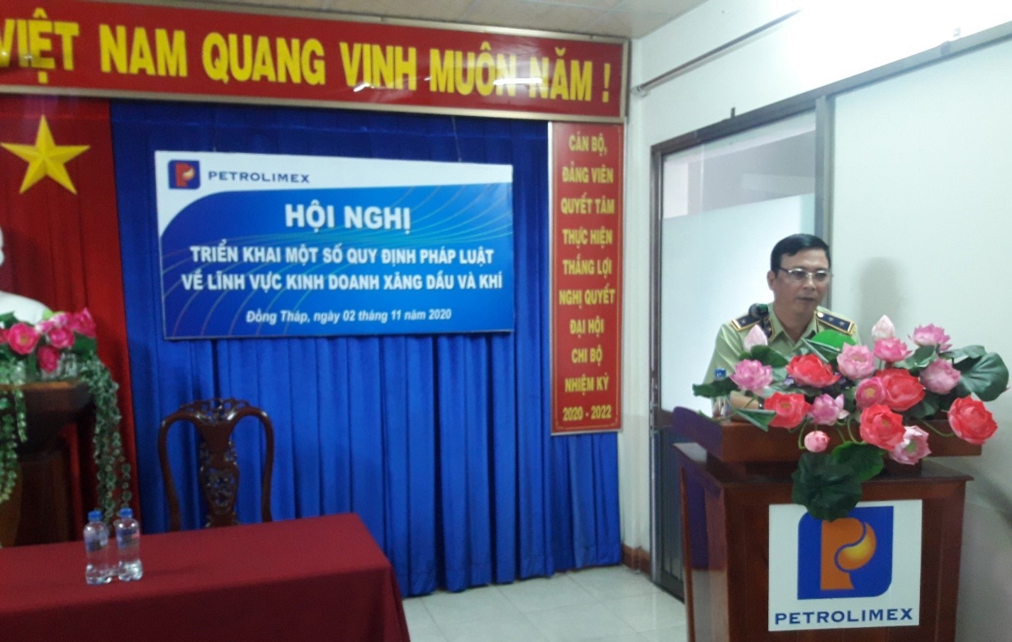 Hội nghị triển khai một số quy định pháp luật về lĩnh vực kinh doanh xăng dầu và khí