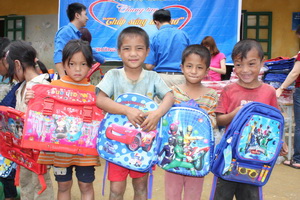 Chung tay thắp sắng ước mơ
