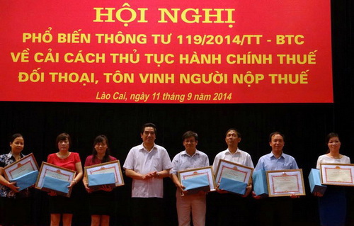 Petrolimex Lào Cai chấp hành tốt chính sách, pháp luật thuế năm 2013