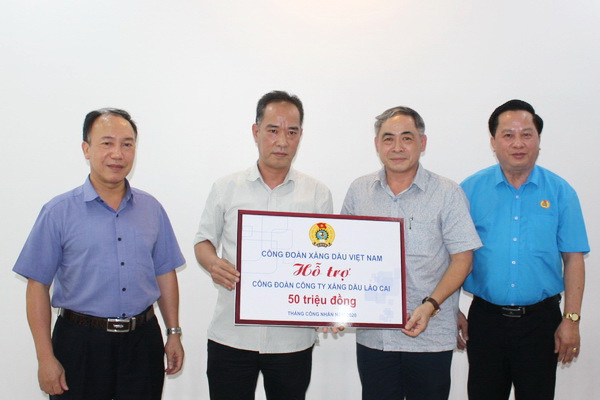 PCT CĐ Công thương Việt Nam Quách Văn Ngọc thăm và làm việc tại Petrolimex Lào Cai