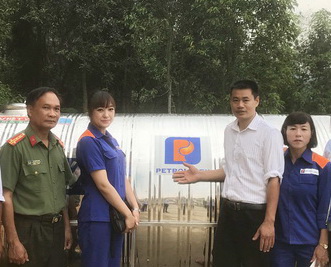 Chung tay đưa nước sạch về trường PTDTBT tiểu học Trịnh Tường