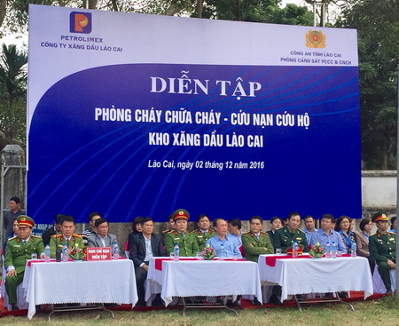 Diễn tập nâng cao năng lực sẵn sàng chữa cháy