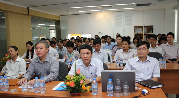Hội nghị sơ kết 6 tháng đầu năm 2015 Công ty PIACOM