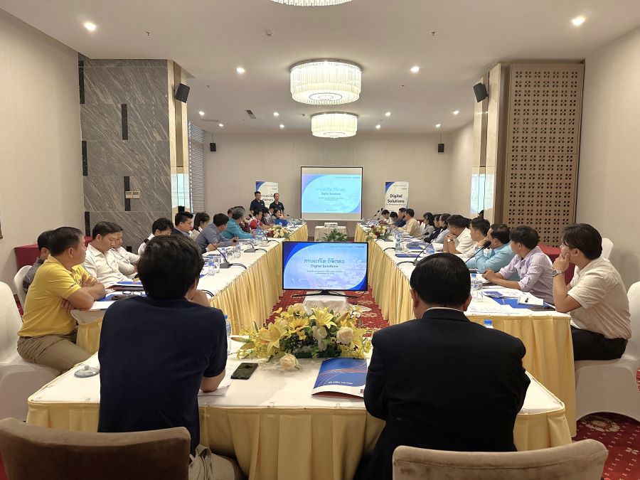 PIACOM tổ chức hội thảo “Giải pháp xăng dầu số” tại Lào