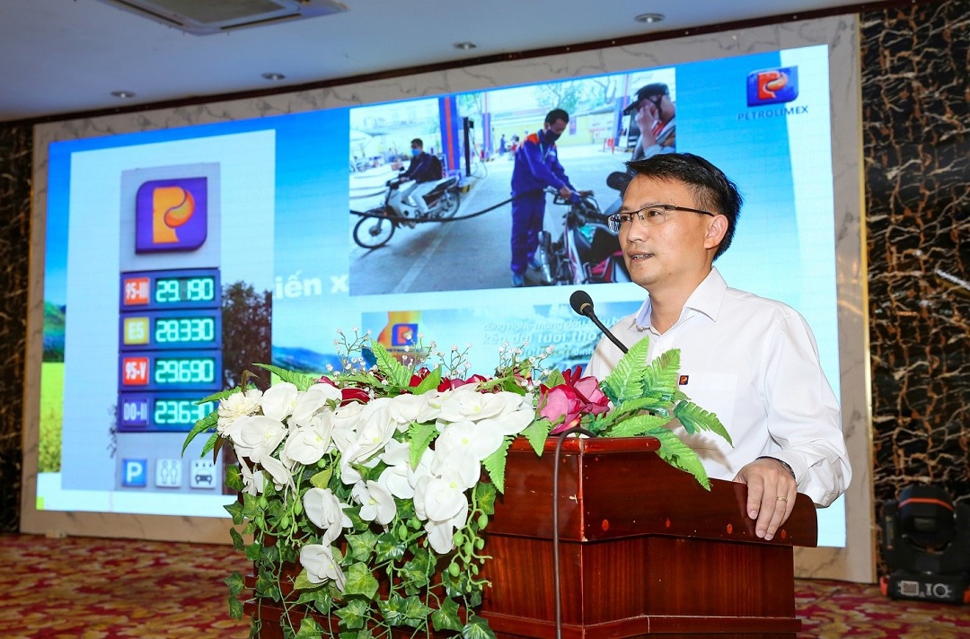 Xí nghiệp Bán lẻ Xăng dầu: Gắn kết yêu thương, chung tay phát triển