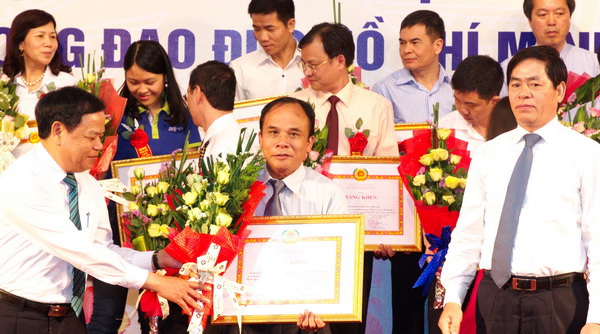 Đảng ủy Khối DNTW khen thưởng 3 tập thể, 2 cá nhân xuất sắc tiêu biểu thuộc Đảng ủy Petrolimex