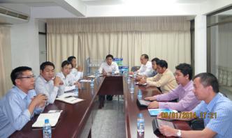 Petrolimex Lào Kinh doanh Dầu mỡ nhờn đạt sản lượng cao năm 2013