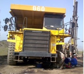 Khẳng định vị thế sản phẩm dầu nhờn Petrolimex cao cấp cho thị trường khai thác mỏ