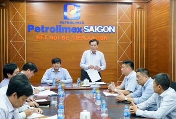 Hợp tác cùng phát triển với Tổng Công ty Hóa dầu Petrolimex