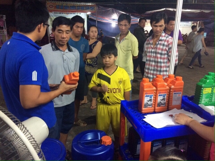 Giới thiệu sản phẩm Petrolimex tại Hội chợ triển lãm Đồng Tháp 2016