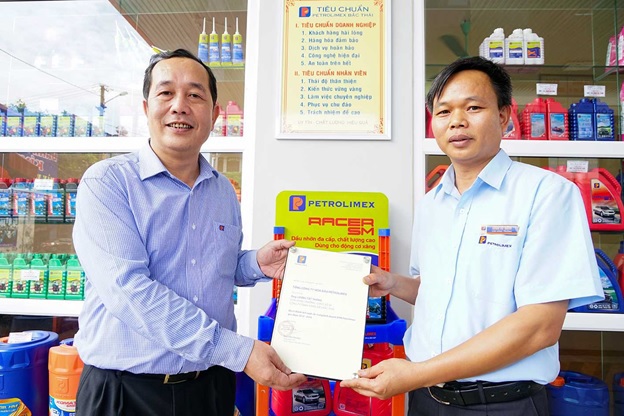 Vinh danh “Thủ lĩnh dầu nhờn Petrolimex tại Thái Nguyên”