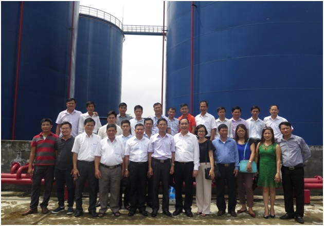 Khách hàng Petrolimex Quảng Bình thăm quan Nhà máy dầu nhờn Thượng Lý