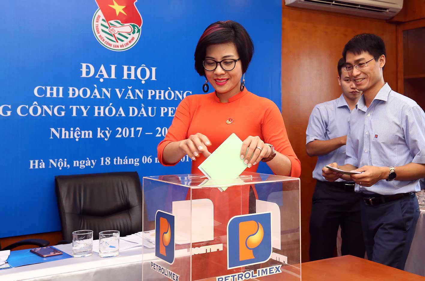 Đại hội Chi đoàn nhiệm kỳ 2017 - 2019 thành công tốt đẹp