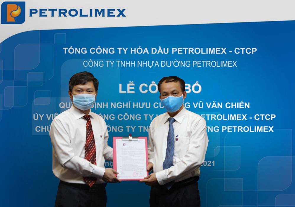 Lễ công bố quyết định nghỉ hưu đối với Ông Vũ Văn Chiến