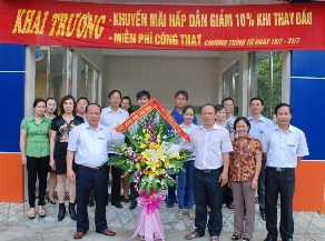 Khai trương cửa hàng kinh doanh tổng hợp (52 Hai Bà Trưng)