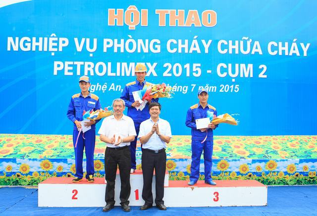 Lễ trao giải Hội thao nghiệp vụ PCCC cụm 2 năm 2015