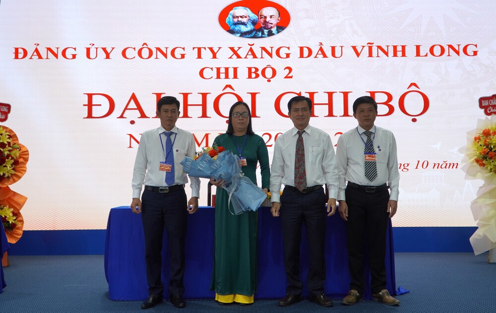 ĐẠI HỘI CHI BỘ 2 NHIỆM KỲ 2024-2027 (CÔNG TY XĂNG DẦU VĨNH LONG)