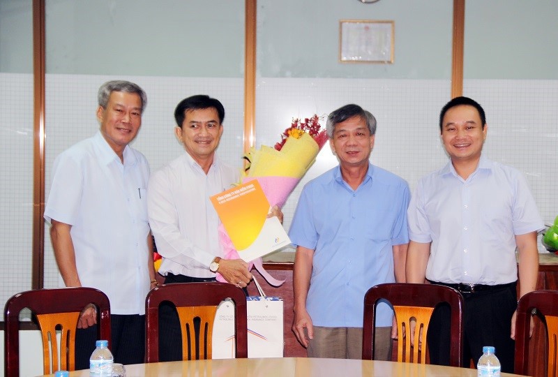 Đoàn kết tạo sức mạnh, hợp tác tạo thành công