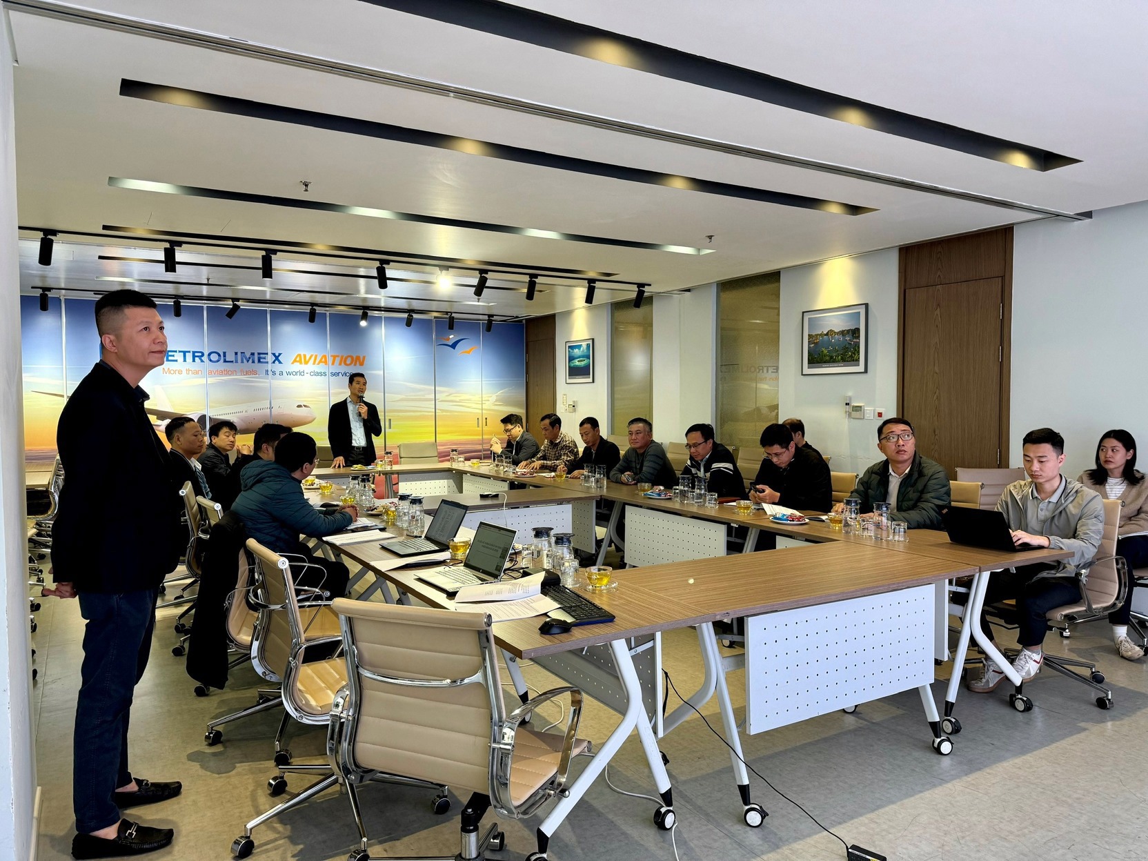 Chi bộ Phòng An ninh An toàn đào tạo, quán triệt mục tiêu cốt lõi của hệ thống SMS phiên bản 4.0