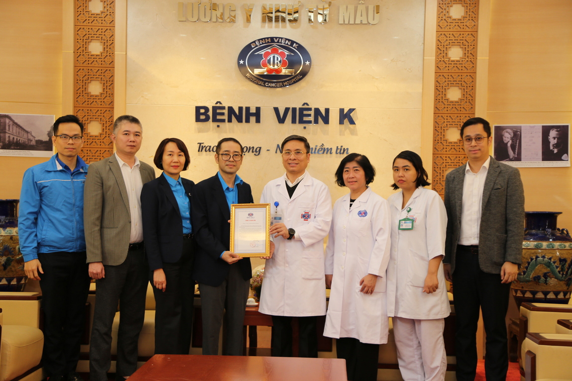 Trao gửi yêu thương – Petrolimex Aviation đồng hành cùng bệnh nhi tại Bệnh viện Ung bướu Trung ương