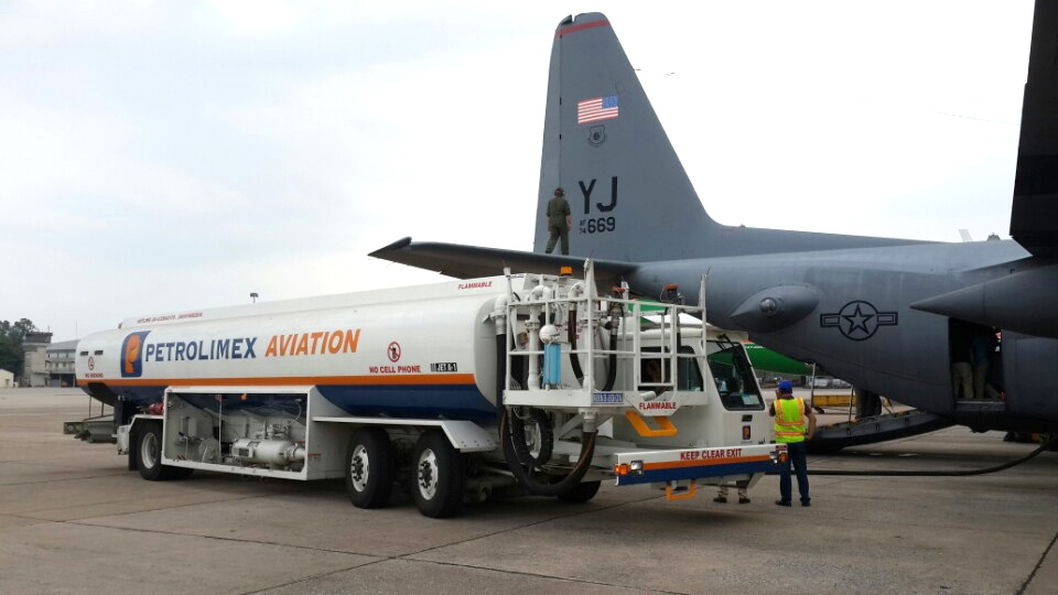Petrolimex Aviation tra nạp Jet A-1 cho đoàn chuyên cơ Tổng thống Mỹ Barack Obama