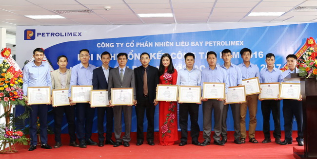 Petrolimex Aviation tổ chức Hội nghị tổng kết năm 2016 và Hội nghị Người lao động 2017