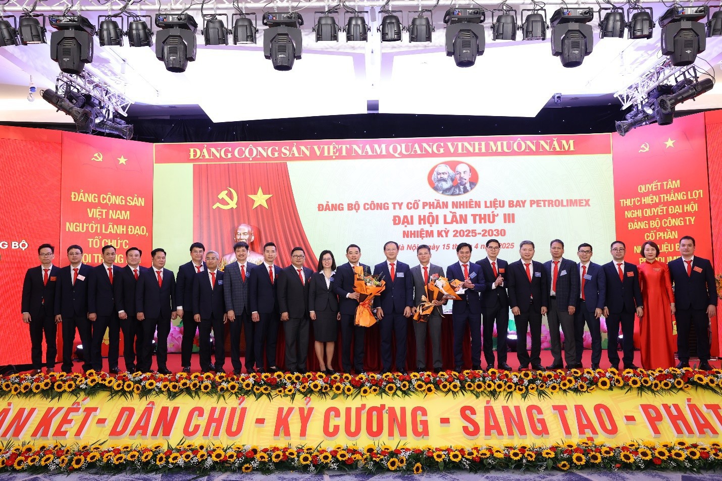 Đại hội Đảng bộ Công ty Cổ phần Nhiên liệu bay Petrolimex lần thứ III, nhiệm kỳ 2025-2030 thành công tốt đẹp