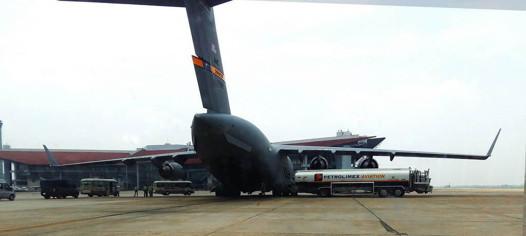 Petrolimex Aviation supplies fuel for US air force