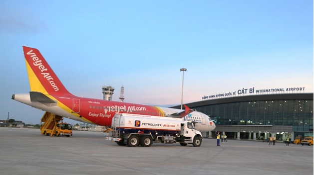 Petrolimex Aviation chính thức cung cấp nhiên liệu hàng không Jet A-1 tại Cảng Hàng không Quốc tế Cát Bi