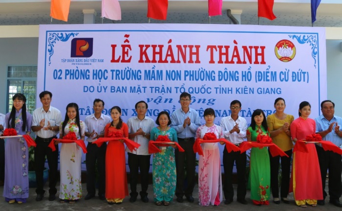 Khánh thành và bàn giao 02 phòng học Trường Mầm non Đông Hồ (điểm Cừ Đứt)