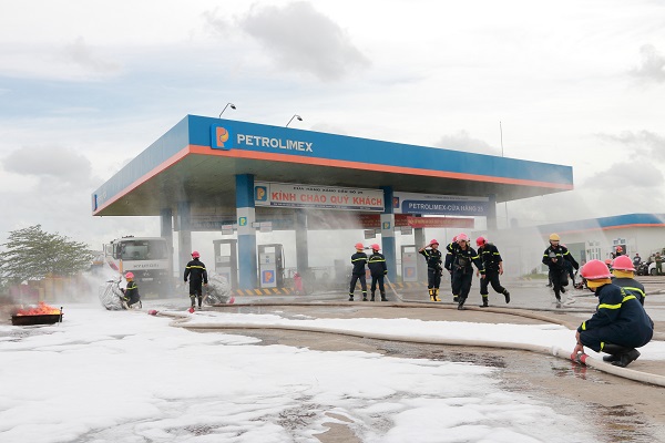 Petrolimex Kiên Giang diễn tập phương án chữa cháy năm 2019 tại cửa hàng xăng dầu
