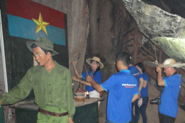 Hành trình về nguồn