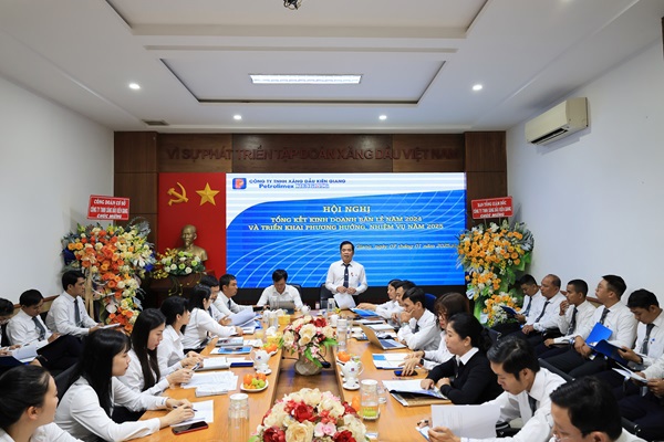 Petrolimex Kiên Giang tổng kết hoạt động kinh doanh bán lẻ năm 2024