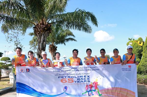 Petrolimex Kiên Giang tham gia giải chạy online “Petrolimex Race 65 Years”.