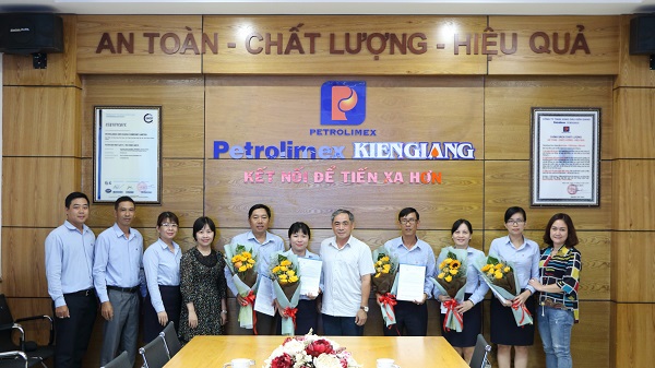 Tiếp đón Lãnh đạo Công đoàn Xăng dầu Việt Nam đến thăm và làm việc tại Petrolimex Kiên Giang